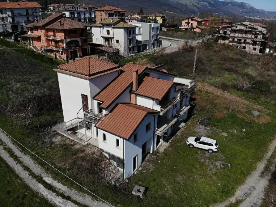 Immagine 5 di Villa in vendita  in Località San Francesco a Tramutola