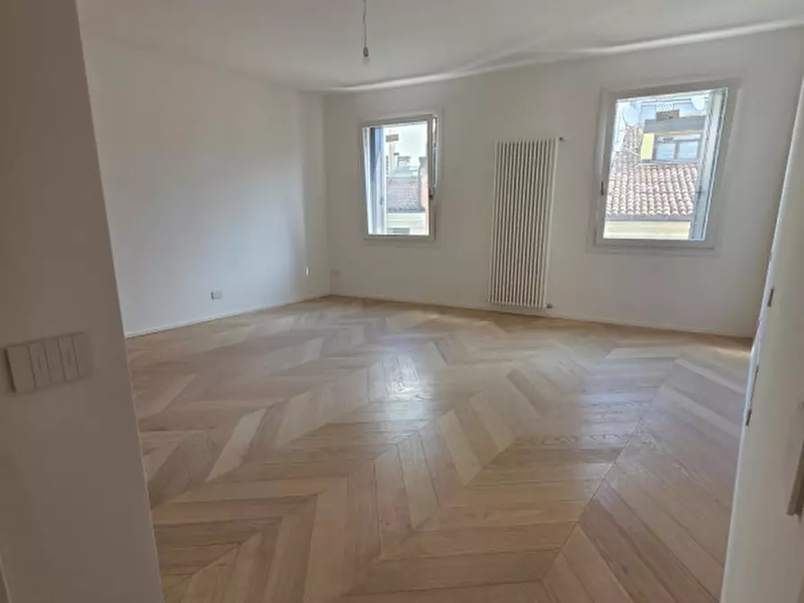 Immagine 27 di Appartamento in vendita  in Via Sann Fermo a Padova