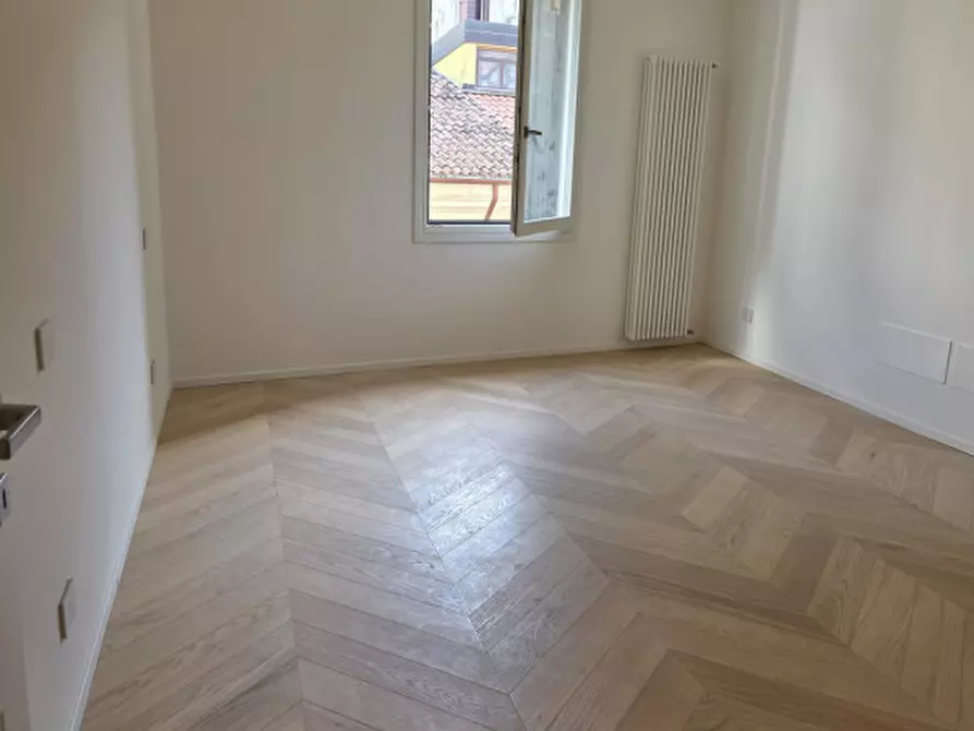 Immagine 13 di Appartamento in vendita  in Via Sann Fermo a Padova