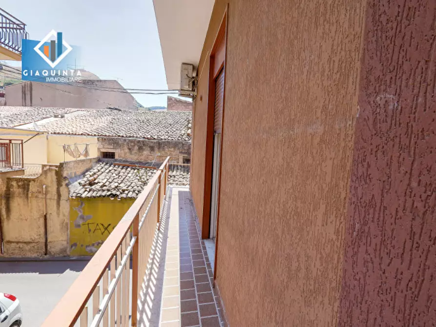 Immagine 19 di Casa indipendente in vendita  in Via Donizetti n 16 a Palagonia