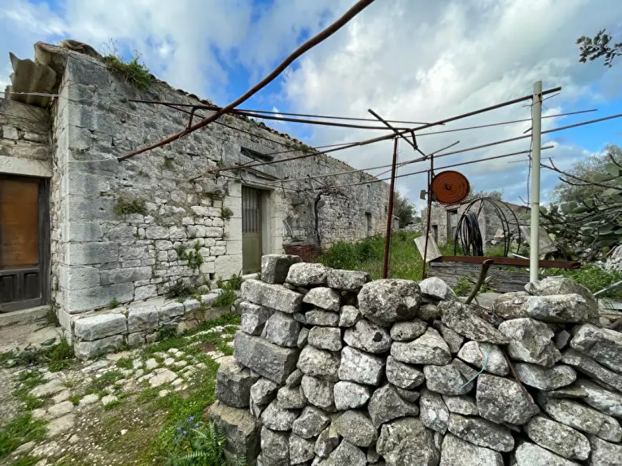 Immagine 10 di Casa indipendente in vendita  in Via San Giuliano Macalle a Modica