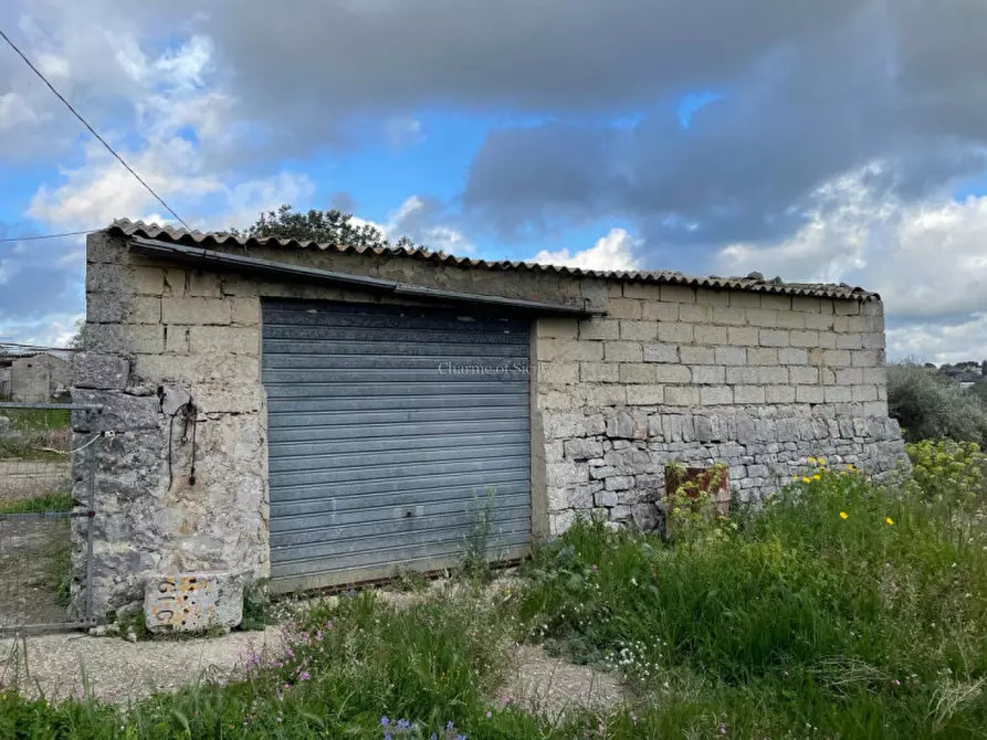 Immagine 21 di Casa indipendente in vendita  in Via San Giuliano Macalle a Modica