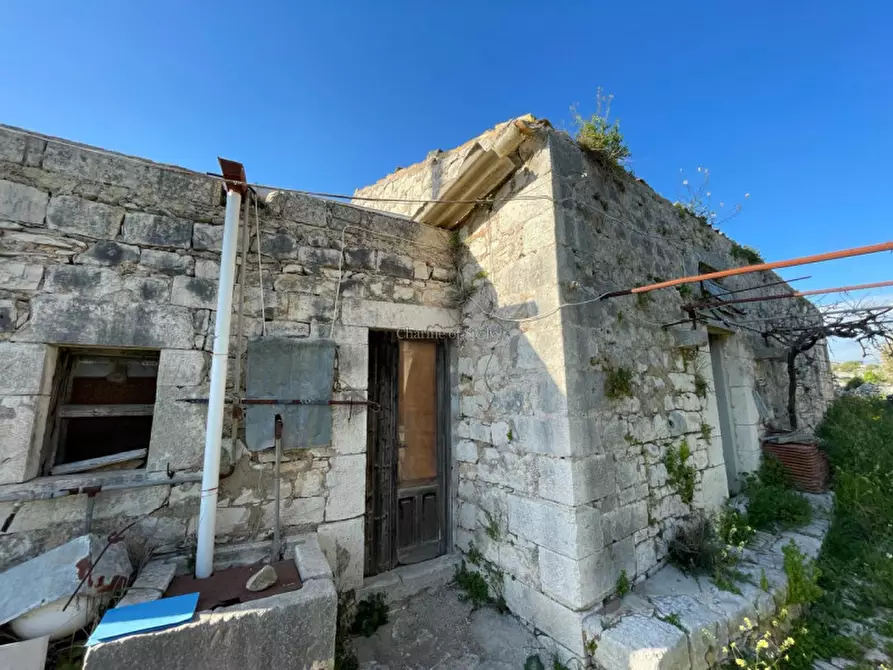 Immagine 35 di Casa indipendente in vendita  in Via San Giuliano Macalle a Modica