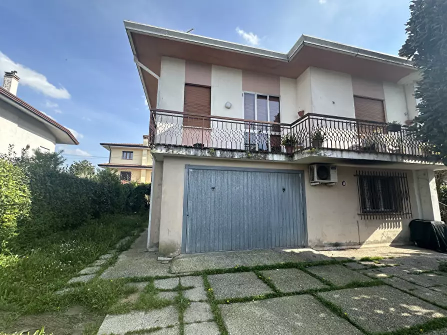 Immagine 1 di Casa indipendente in vendita  a Montegrotto Terme