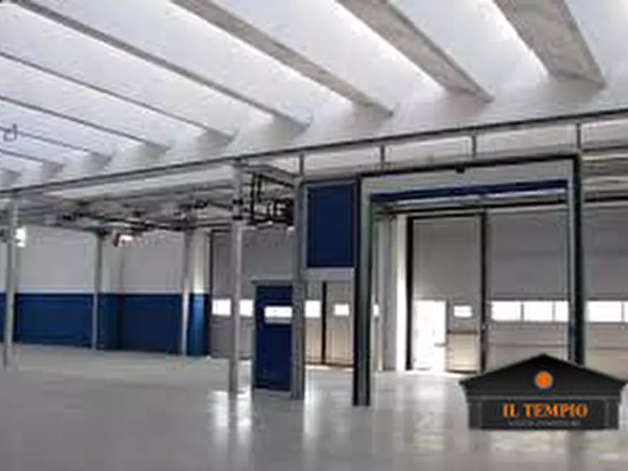 Immagine 2 di Capannone industriale in vendita  in viale della SCIENZA a Vicenza
