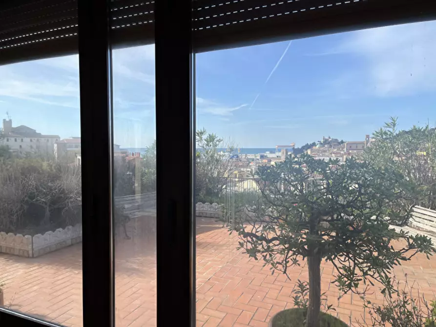 Immagine 9 di Appartamento in vendita  in VIA VENETO a Ancona