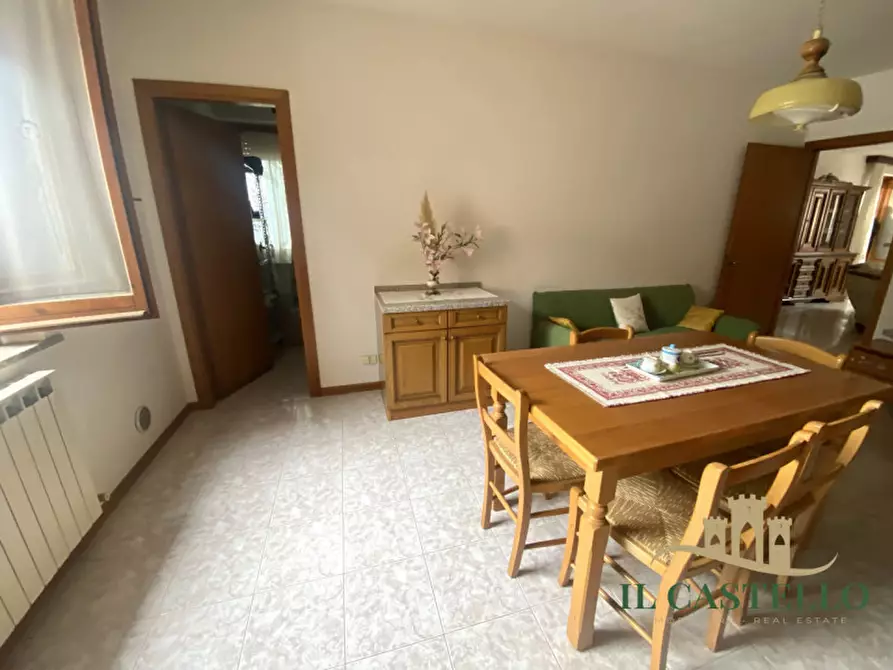 Immagine 9 di Appartamento in vendita  in Viale della Repubblica a Panicale