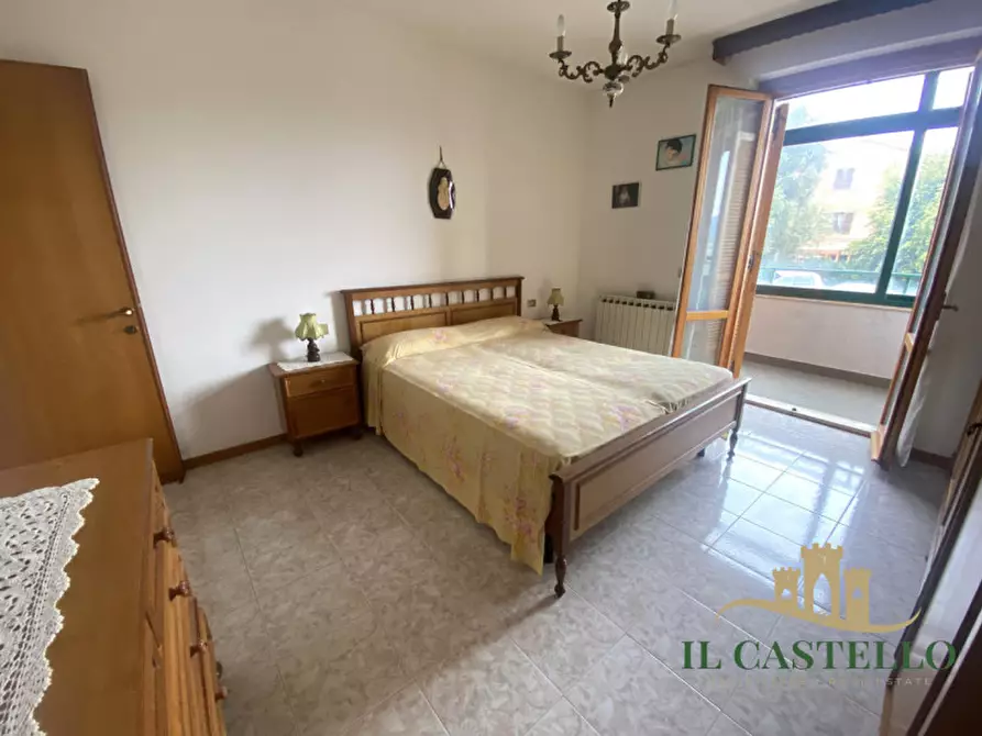 Immagine 18 di Appartamento in vendita  in Viale della Repubblica a Panicale