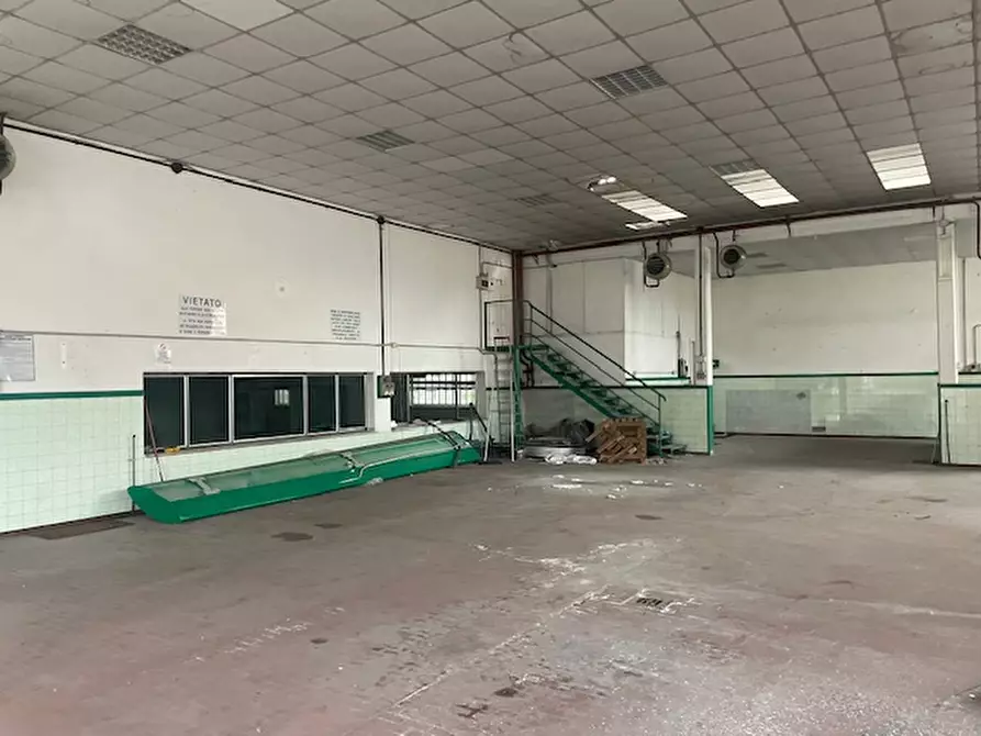 Immagine 2 di Capannone industriale in vendita  in Via Cavallotti a Sassuolo