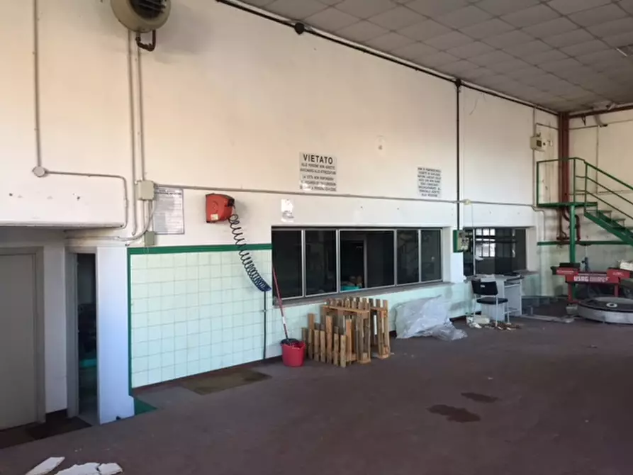 Immagine 17 di Capannone industriale in vendita  in Via Cavallotti a Sassuolo
