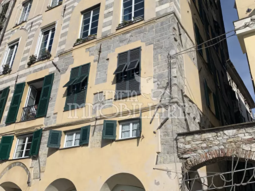 Immagine 1 di Appartamento in vendita  in vico compere a Genova