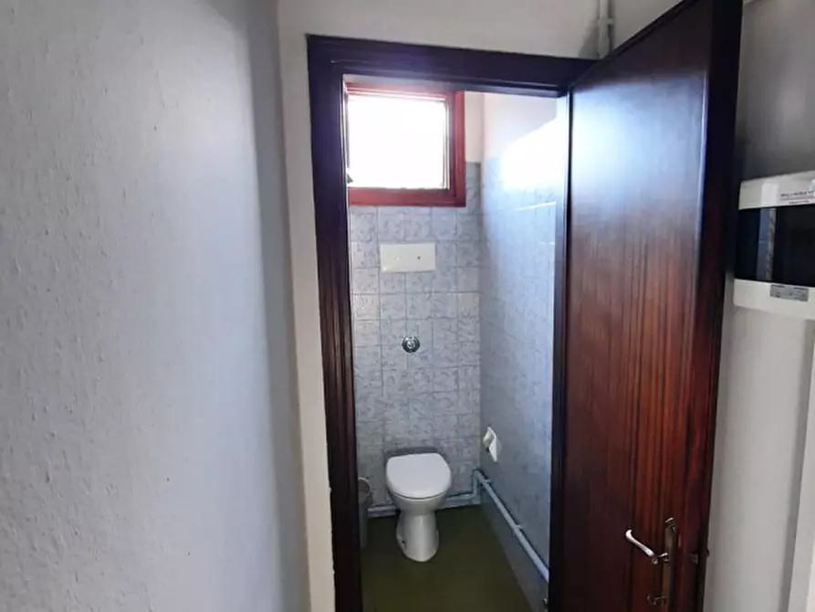 Immagine 14 di Negozio in vendita  in via Firenze a Villafranca Padovana