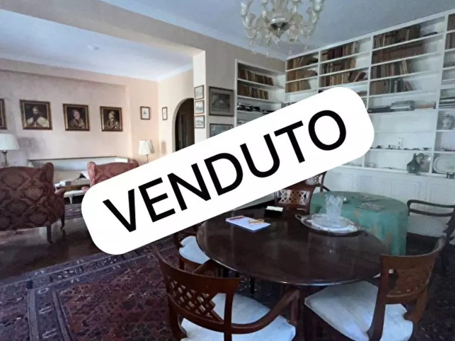 Immagine 1 di Appartamento in vendita  in Via S. Jacini a Roma