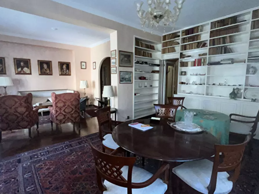 Immagine 1 di Appartamento in vendita  in Via S. Jacini a Roma