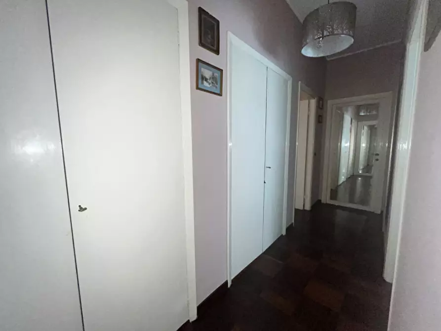 Immagine 21 di Appartamento in vendita  in Via S. Jacini a Roma