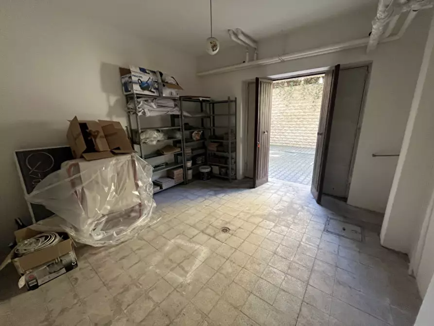 Immagine 35 di Appartamento in vendita  in Via S. Jacini a Roma