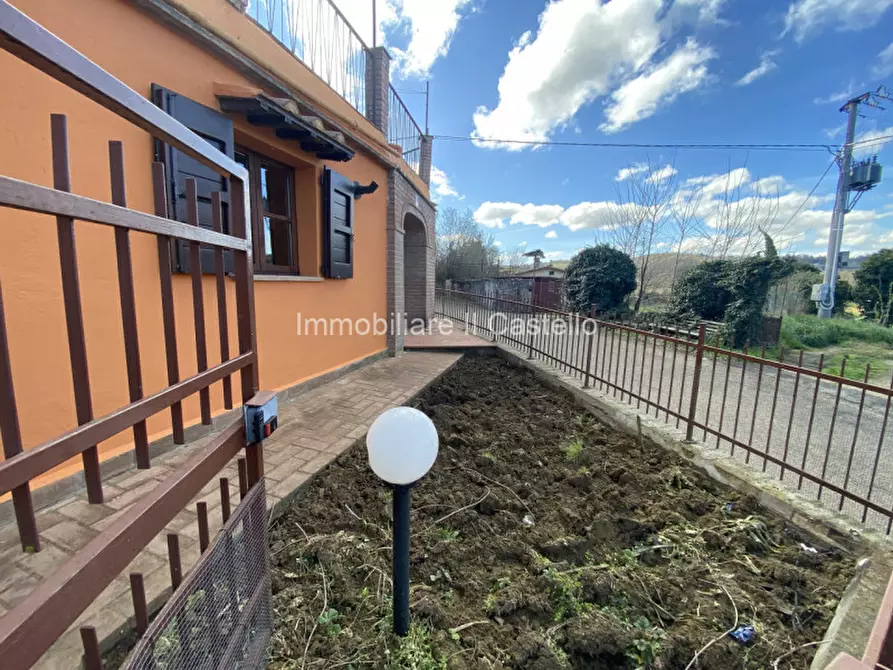 Immagine 20 di Villetta a schiera in vendita  in Località Valdilucciole a Città Della Pieve