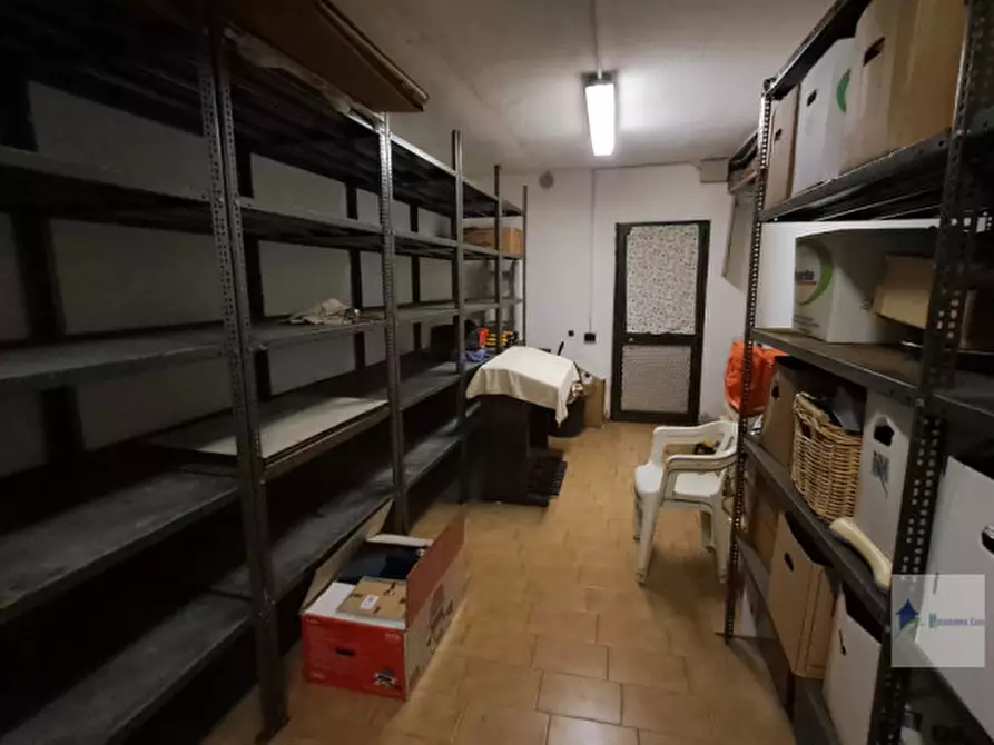 Immagine 3 di Magazzino in vendita  in Via Allea Comunale a Turbigo