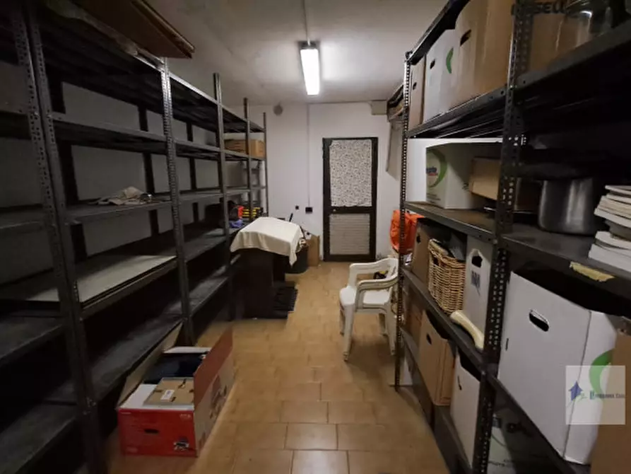 Immagine 4 di Magazzino in vendita  in Via Allea Comunale a Turbigo