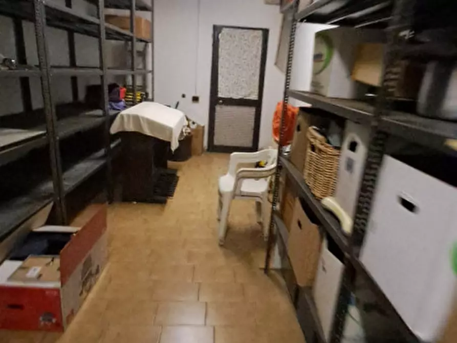 Immagine 10 di Magazzino in vendita  in Via Allea Comunale a Turbigo