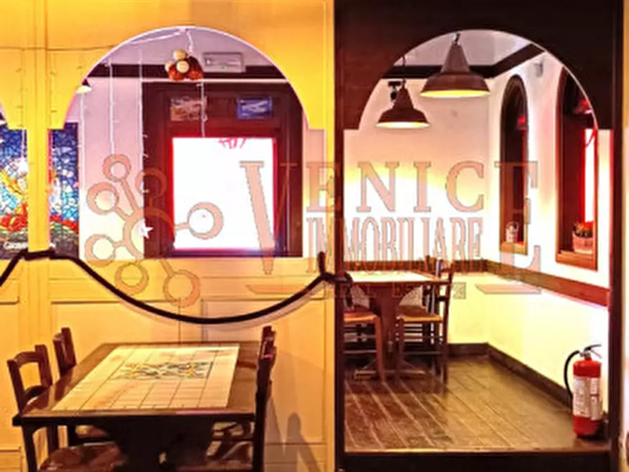 Immagine 5 di Attività commerciale in vendita  a Mirano