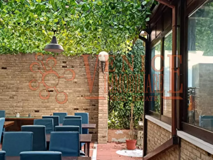 Immagine 7 di Attività commerciale in vendita  a Mirano