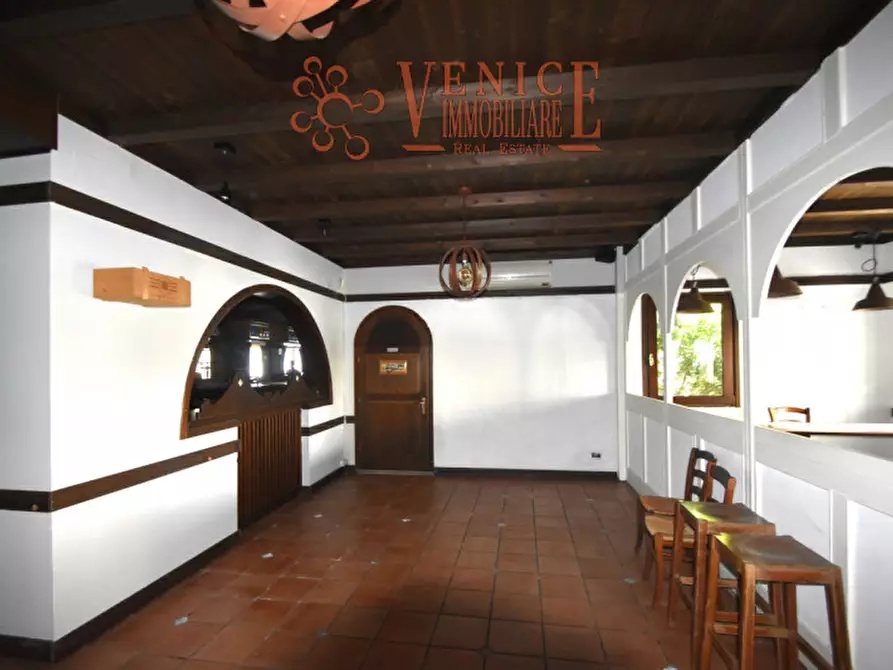 Immagine 11 di Attività commerciale in vendita  a Mirano