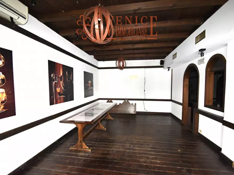 Immagine 12 di Attività commerciale in vendita  a Mirano