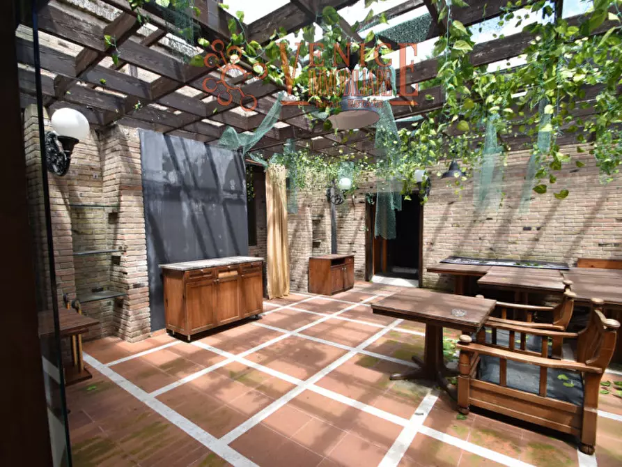 Immagine 16 di Attività commerciale in vendita  a Mirano