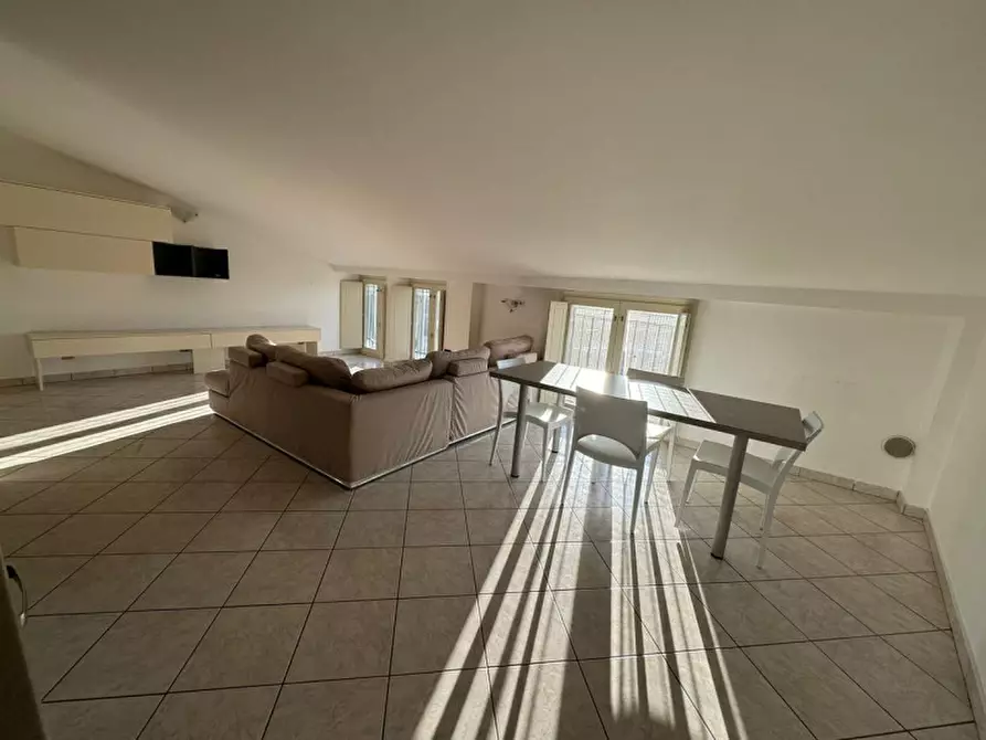 Immagine 4 di Appartamento in vendita  in VIA CESARE BATTISTI, 13 a Ghedi