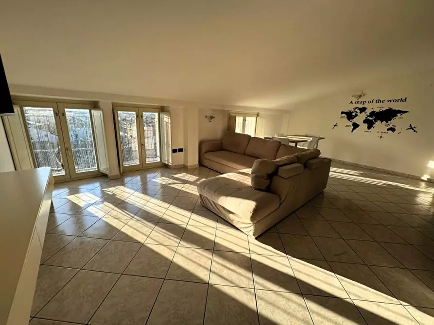 Immagine 5 di Appartamento in vendita  in VIA CESARE BATTISTI, 13 a Ghedi