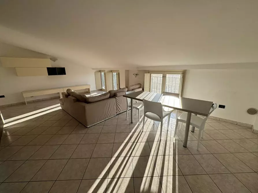 Immagine 7 di Appartamento in vendita  in VIA CESARE BATTISTI, 13 a Ghedi