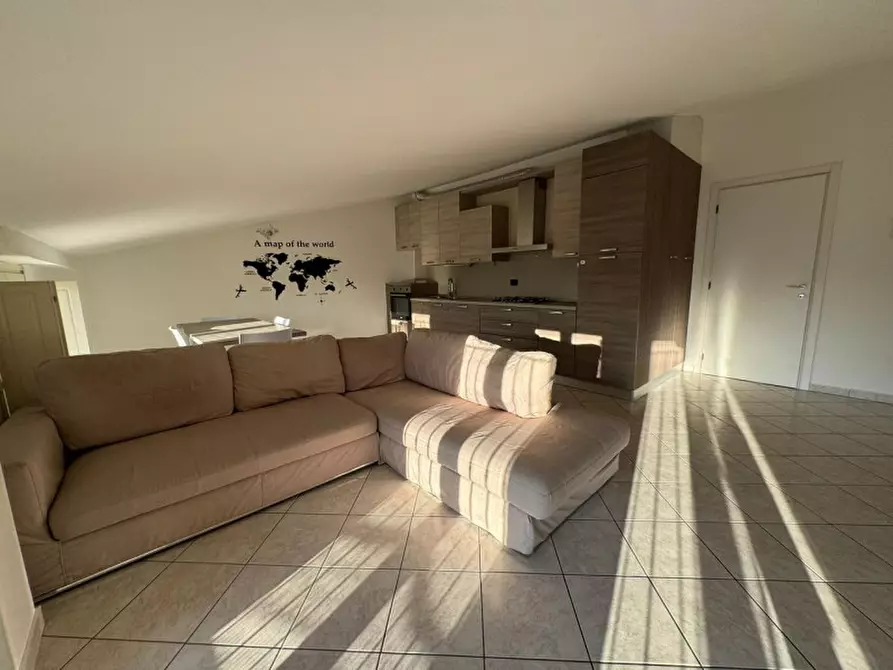 Immagine 10 di Appartamento in vendita  in VIA CESARE BATTISTI, 13 a Ghedi