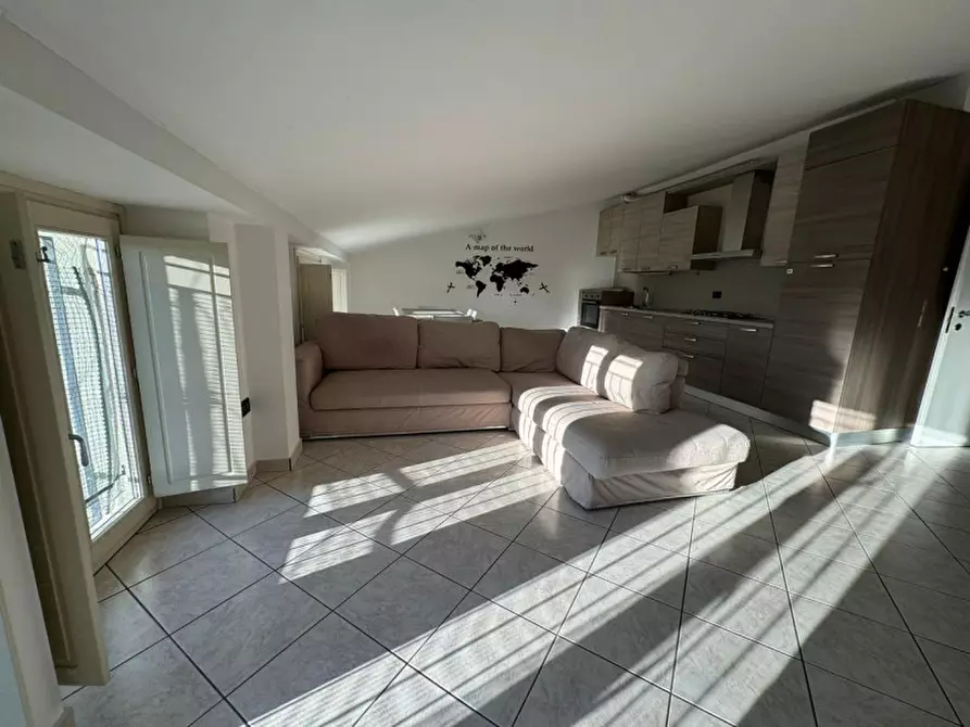 Immagine 12 di Appartamento in vendita  in VIA CESARE BATTISTI, 13 a Ghedi