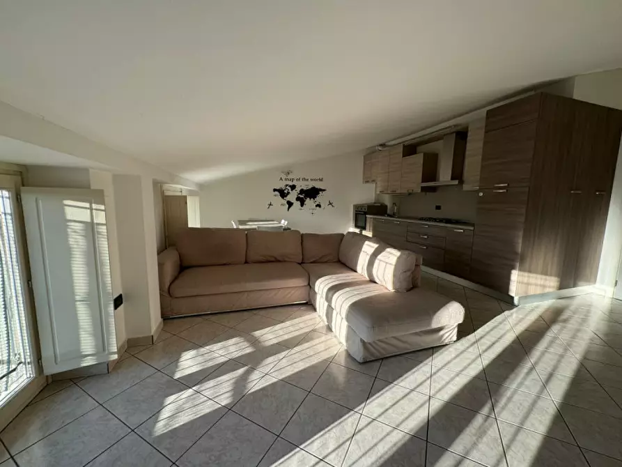 Immagine 12 di Appartamento in vendita  in VIA CESARE BATTISTI, 13 a Ghedi