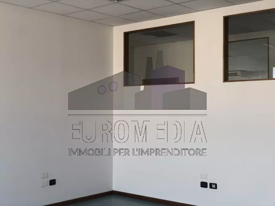 Immagine 1 di Ufficio in affitto  in Via roma, 1 a Trissino