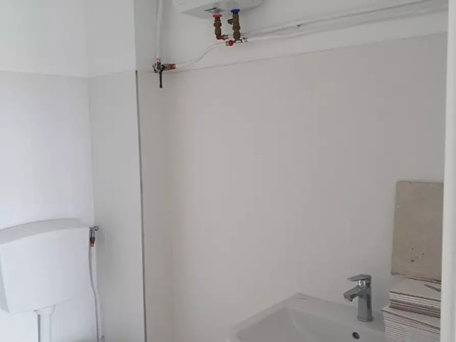 Immagine 8 di Negozio in vendita  in Via Donatori di Sangue 12 a San Paolo