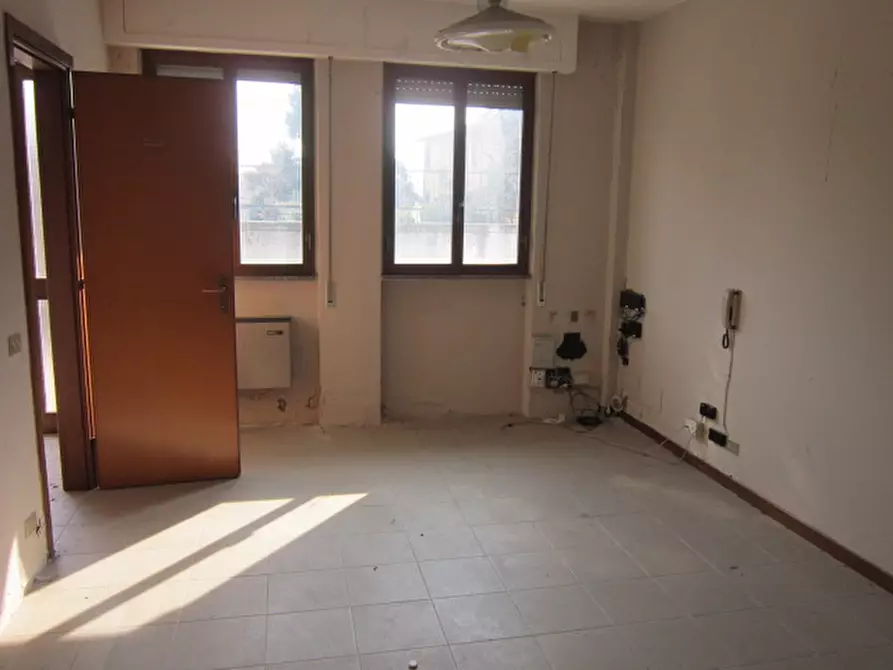 Immagine 5 di Magazzino in vendita  in Via San Giovanni a Rovato