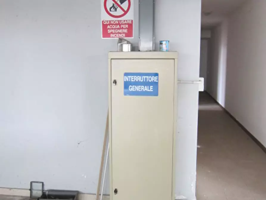 Immagine 15 di Magazzino in vendita  in Via San Giovanni a Rovato