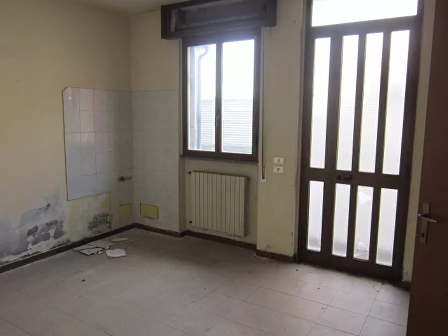 Immagine 17 di Magazzino in vendita  in Via San Giovanni a Rovato