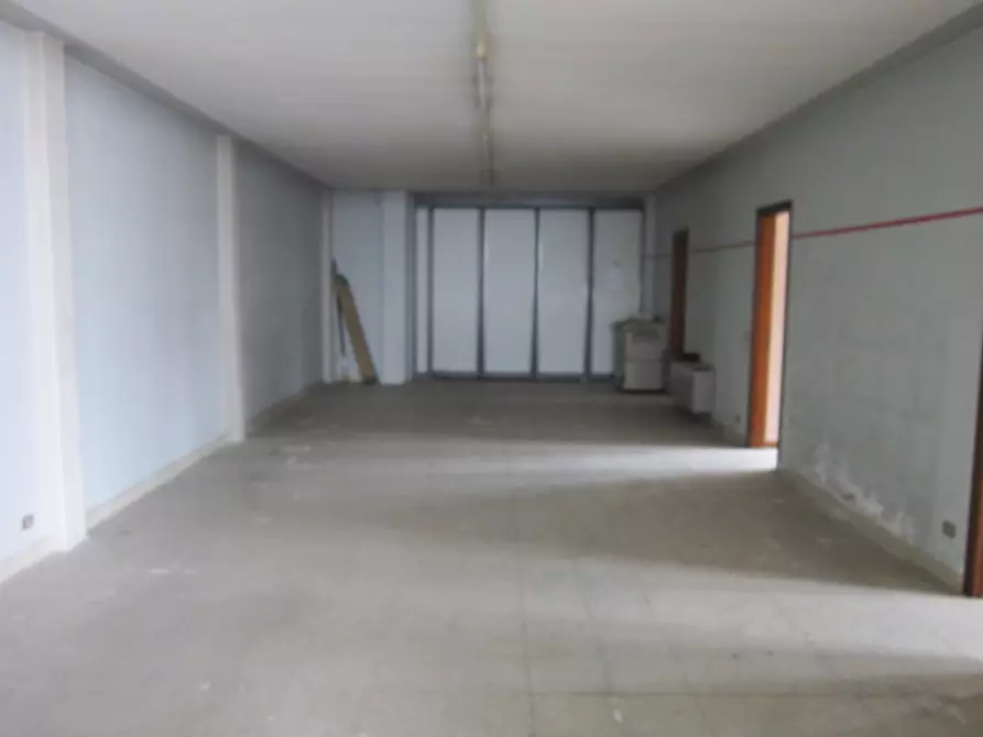 Immagine 18 di Magazzino in vendita  in Via San Giovanni a Rovato