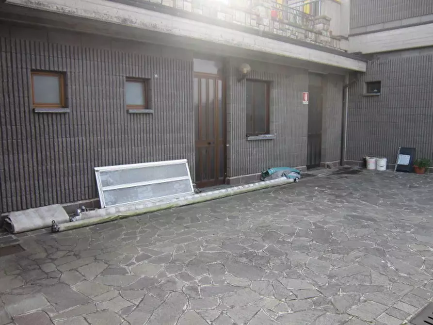 Immagine 24 di Magazzino in vendita  in Via San Giovanni a Rovato