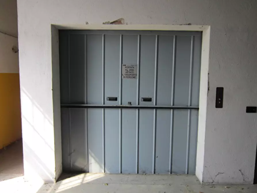 Immagine 9 di Capannone industriale in vendita  in Via Donatori di Sangue 8 a San Paolo