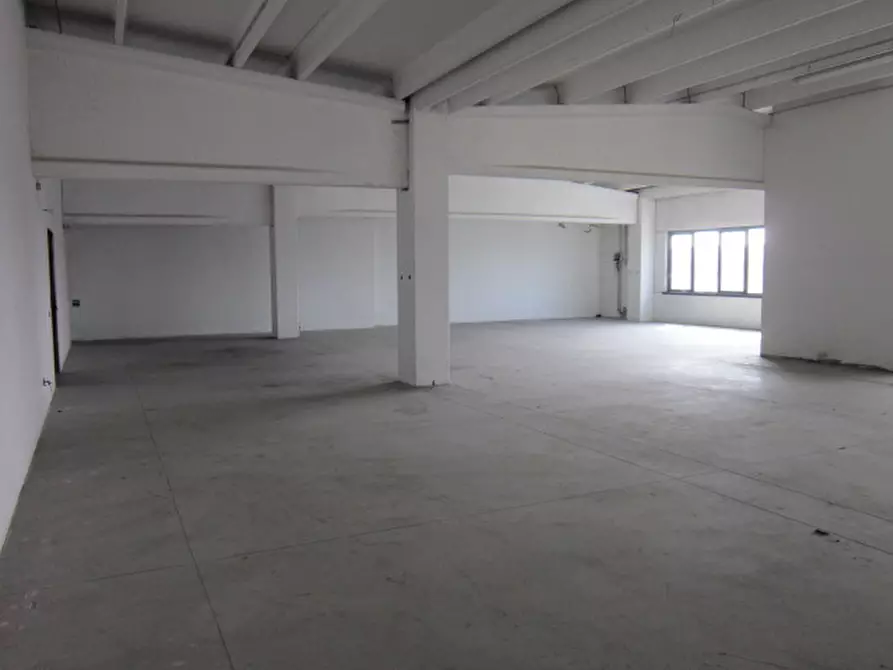 Immagine 13 di Capannone industriale in vendita  in Via Donatori di Sangue 8 a San Paolo