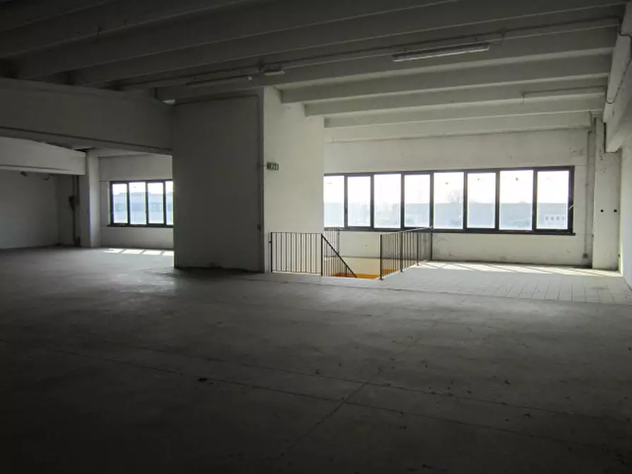 Immagine 14 di Capannone industriale in vendita  in Via Donatori di Sangue 8 a San Paolo