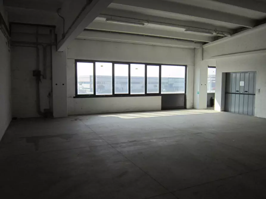 Immagine 16 di Capannone industriale in vendita  in Via Donatori di Sangue 8 a San Paolo