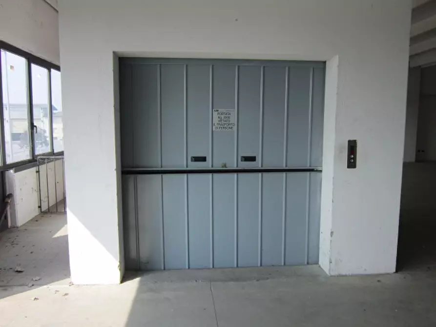 Immagine 17 di Capannone industriale in vendita  in Via Donatori di Sangue 8 a San Paolo