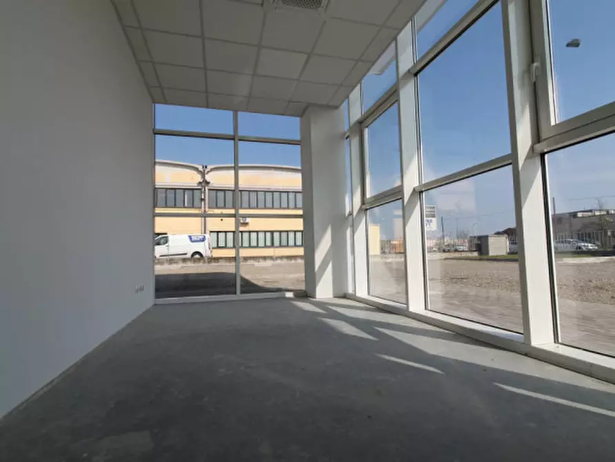 Immagine 7 di Capannone industriale in affitto  a Cavezzo