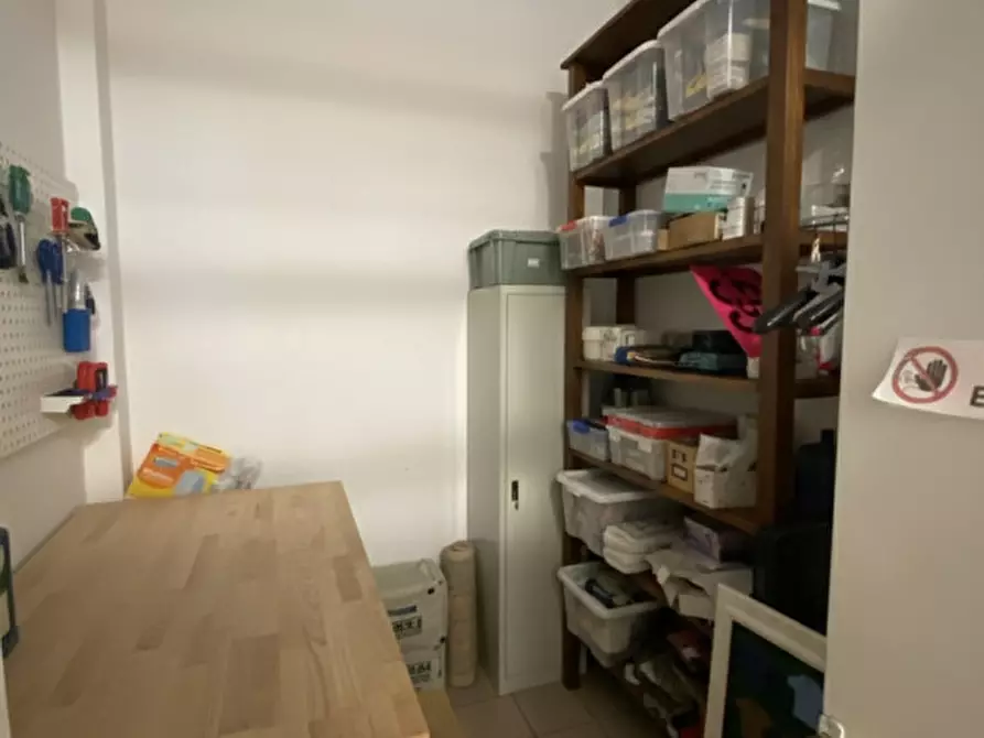 Immagine 3 di Negozio in vendita  in Via Monte Rua a Abano Terme