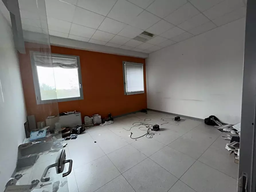 Immagine 1 di Ufficio in vendita  in Viale Sant'Eufemia 34 a Brescia